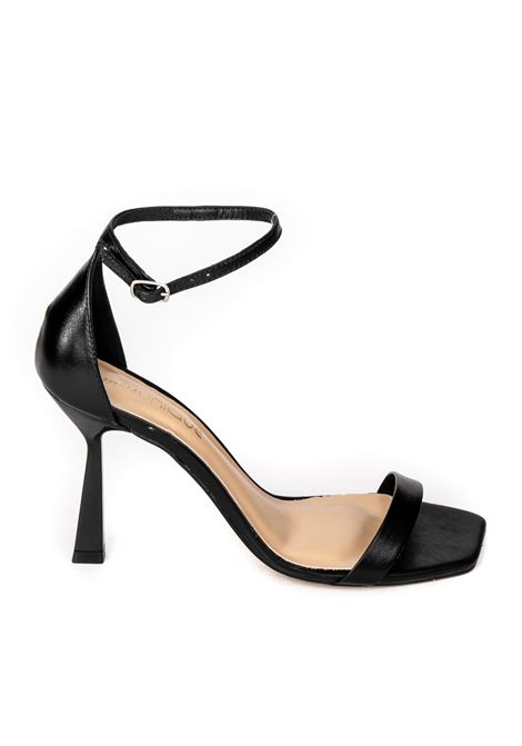 Black buckle sandal MISS UNIQUE | 2086CVENETO-PRETO